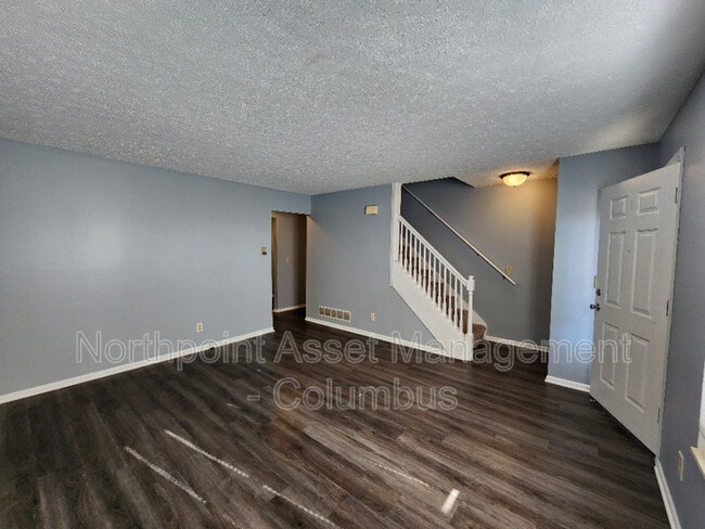 Building Photo - 2297 Ayers Dr
