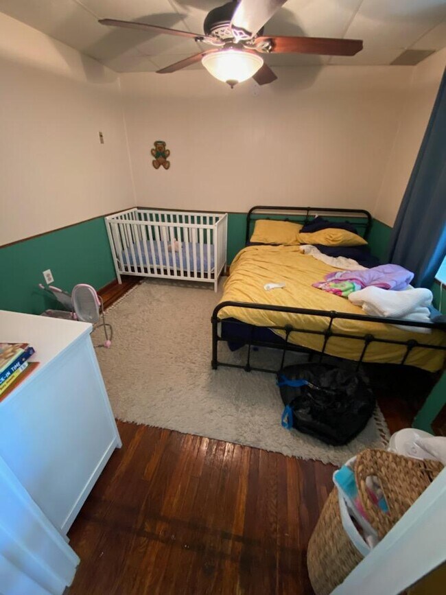 Bedroom 1 - 2763 Mount Carmel Ave