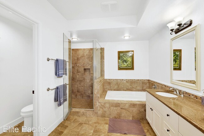 Building Photo - 2 br, 2.5 bath House - 68-1118 N Kaniku Dr...