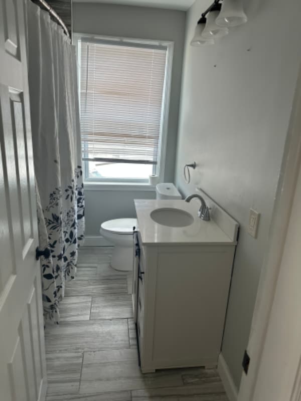 Building Photo - 6701 Lebanon Ave