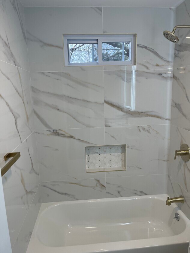 Foto del edificio - 174 Cedar Rd