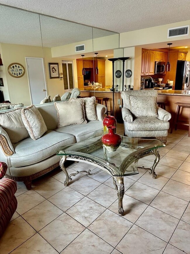Foto del edificio - 1801 SW 107th Ave