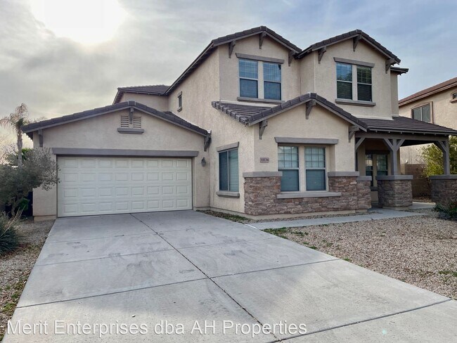 Foto del edificio - 4 br, 2.5 bath House - 11134 N 165TH AVE