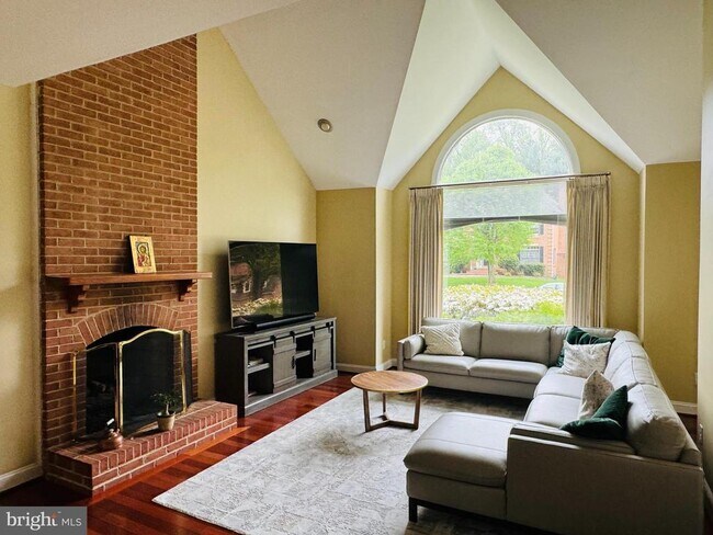 Foto del edificio - 9706 Middleton Ridge Rd
