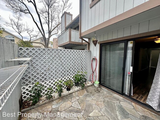 Foto del edificio - 2 br, 1.5 bath House - 6226 Joaquin Muriet...