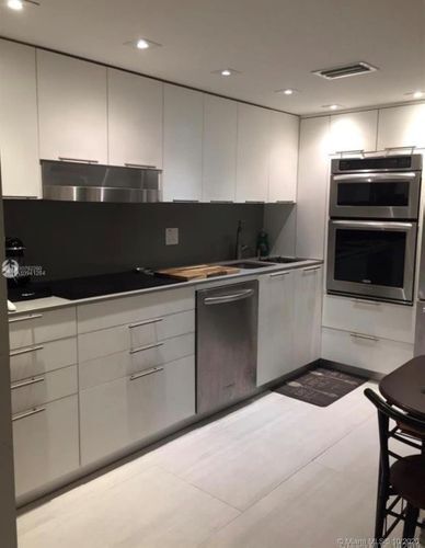 Foto del edificio - 3375 N Country Club Dr