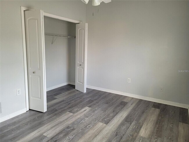 Foto del edificio - 155 N Pearl Lake Causeway