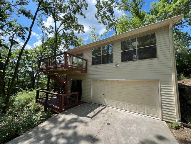 Foto del edificio - 20255 Longview Dr