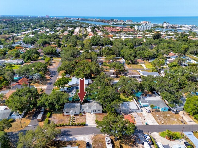 Foto del edificio - 14744 Sunset Dr