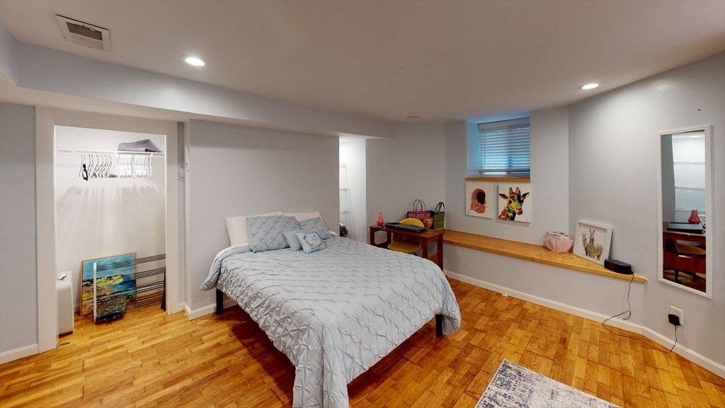 Primary Photo - 11 Orkney Rd