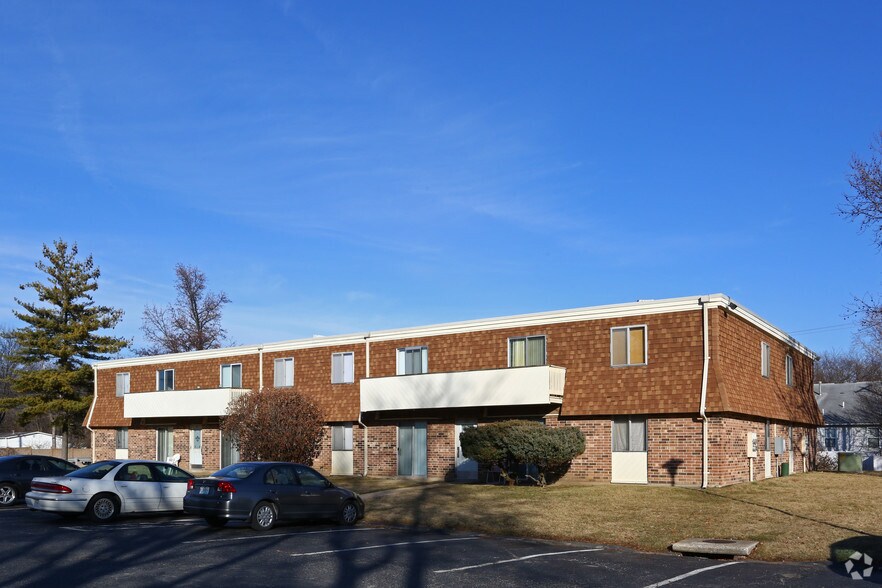 Brookmount Apartments Rentals Saint Peters, MO