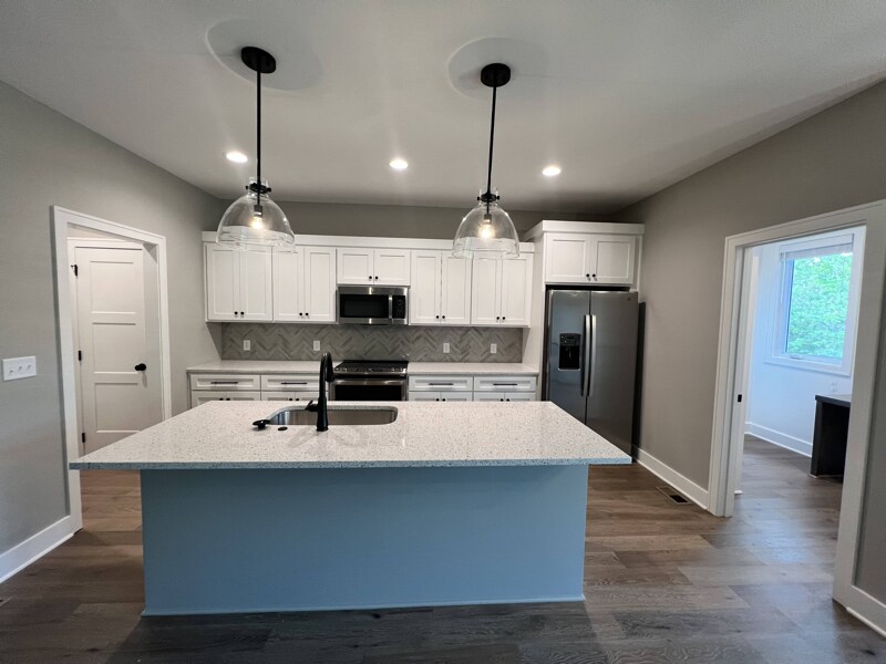 Foto principal - 19229 W 110th Terrace