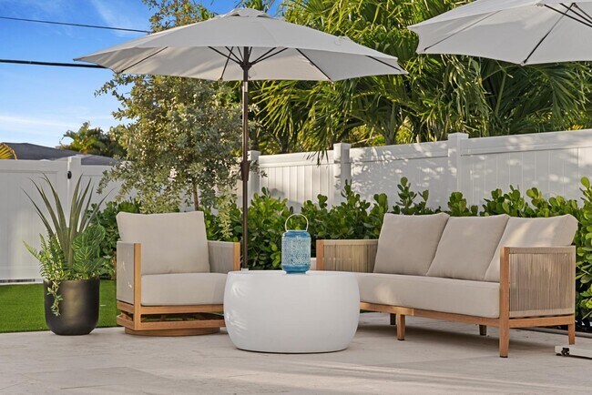 Foto del edificio - 220 S Swinton Ave