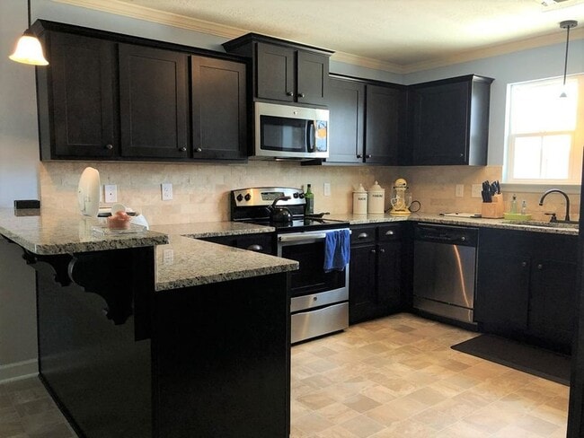 Building Photo - 4124 Pullman Cir