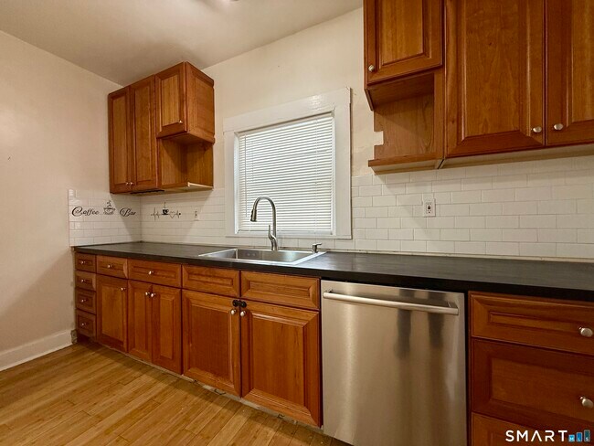 Foto del edificio - 74 High St