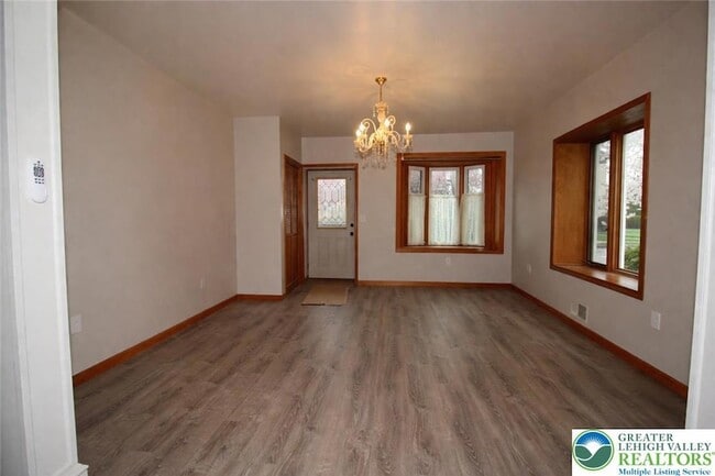 Foto del edificio - 513 Cattell St