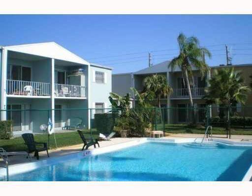Primary Photo - 1500 Crescent Cir