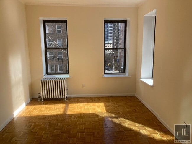 Building Photo - East 38th Street