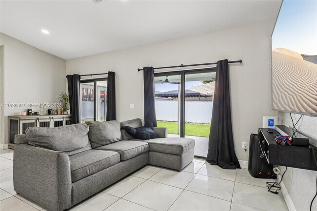 Building Photo - 7754 NW 201st Terrace