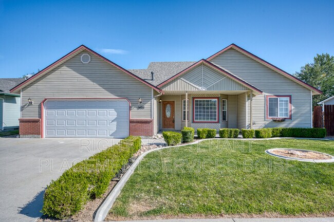 Foto del edificio - 1408 E Cougar Creek Dr