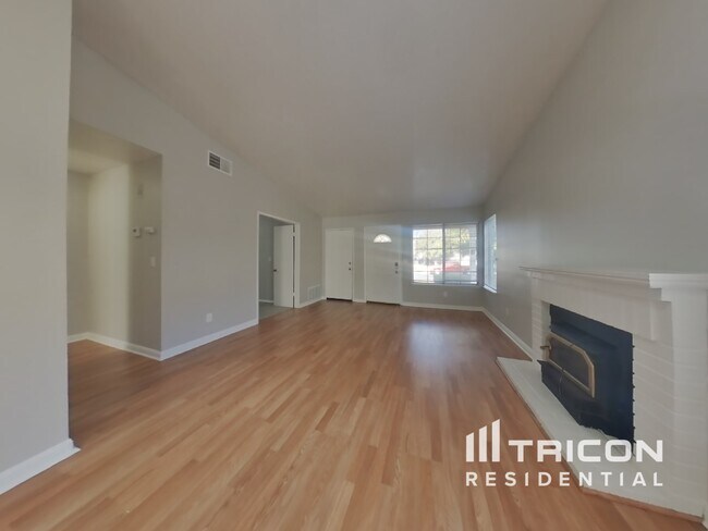 Foto del edificio - 119 Catalpa Ln