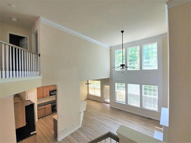 Foto del edificio - 1359 Belmont Hills Dr