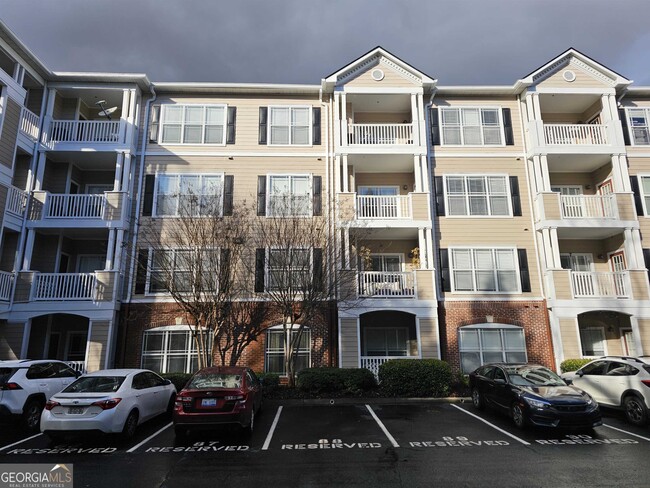 Building Photo - 4333 Dunwoody Park S