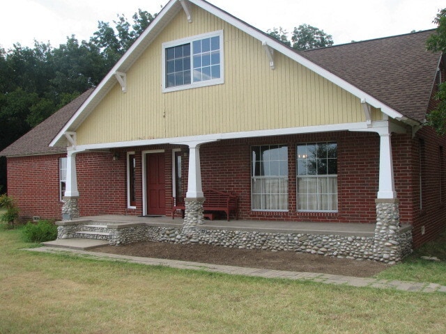 Building Photo - Mayfield