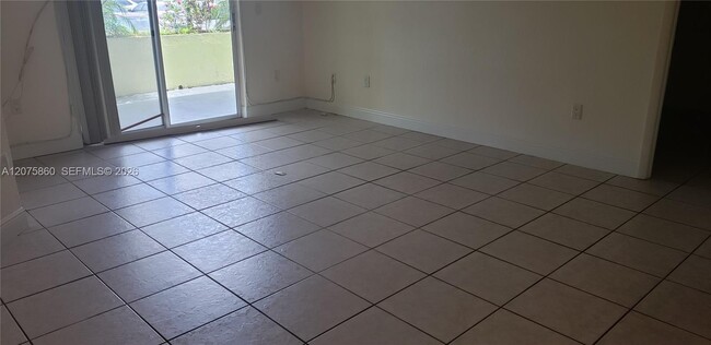 Building Photo - 10785 SW 108th Ave