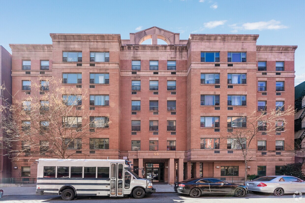 Fotografía del edificio - 50 E 131st St