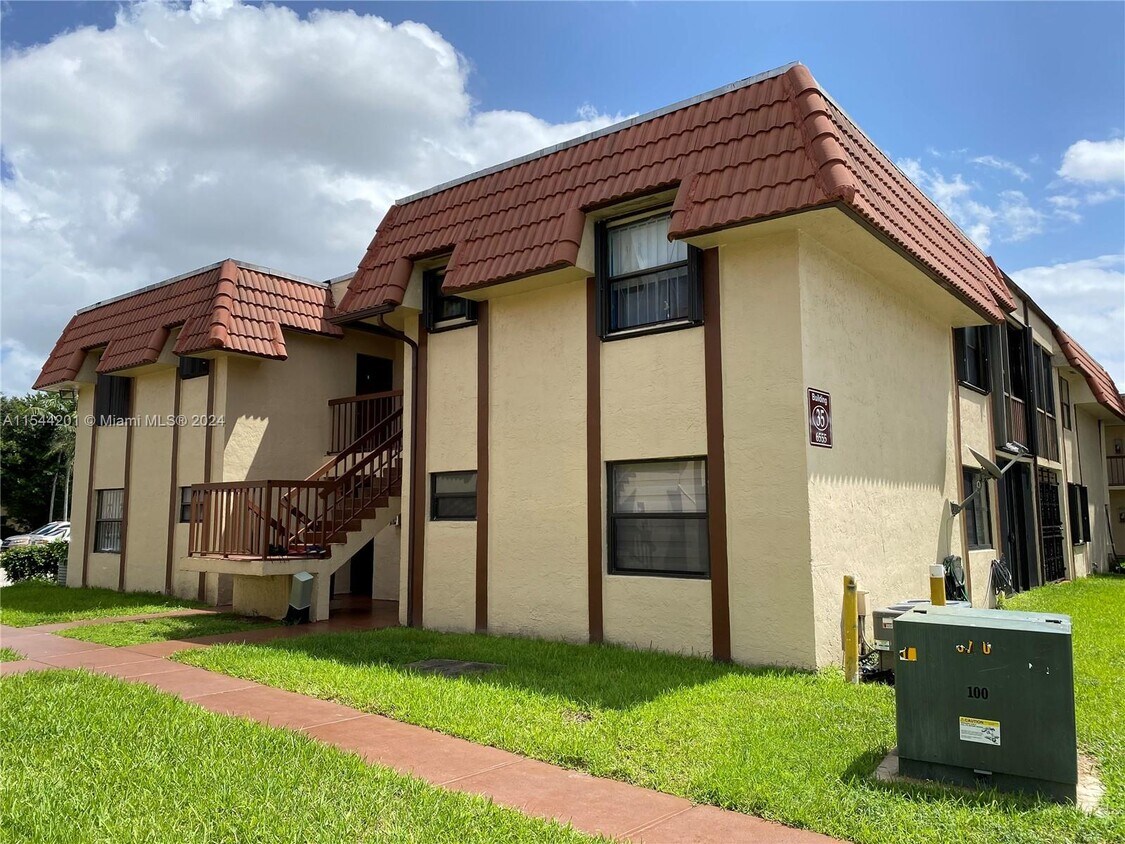 6555 W 26th Dr Unit 1335, Hialeah, FL 33016 Condo for Rent in