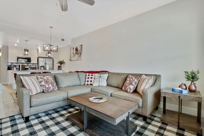 Foto del edificio - 111 Broken Pine Ln