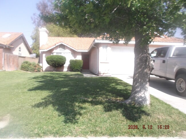 Building Photo - 3032 Chablis Ave