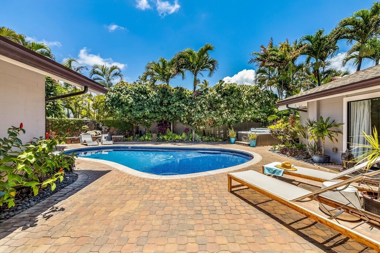 Primary Photo - Hale Ohana: Bright Kailua Retreat w/hot tu...