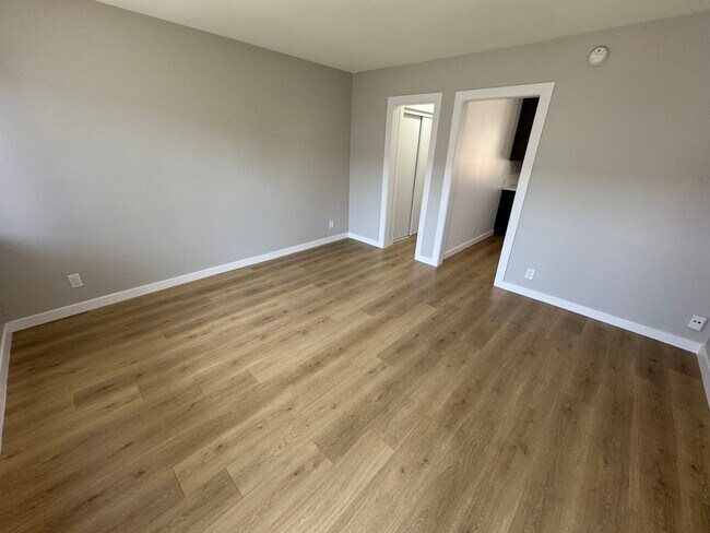 Foto del edificio - 1165 N Normandie Ave