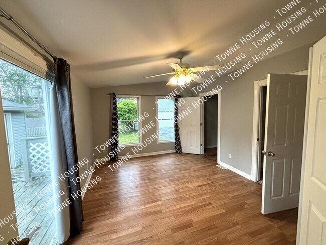 Building Photo - 520 76th St