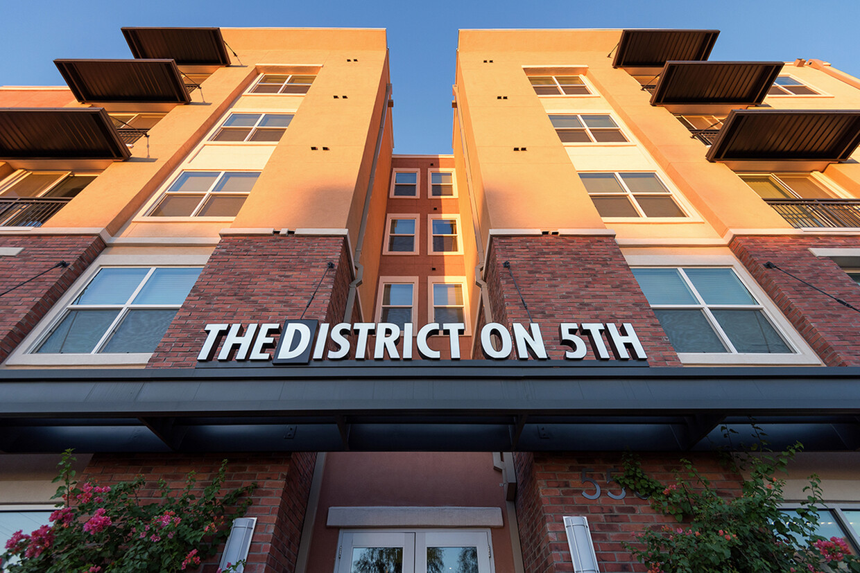 The District Apartments Tucson