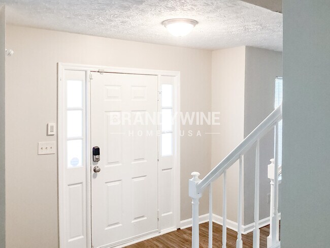 Building Photo - 2586 Rainover Ct