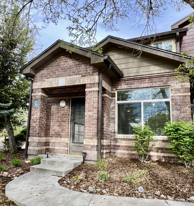 Building Photo - 6502 Silver Mesa Dr