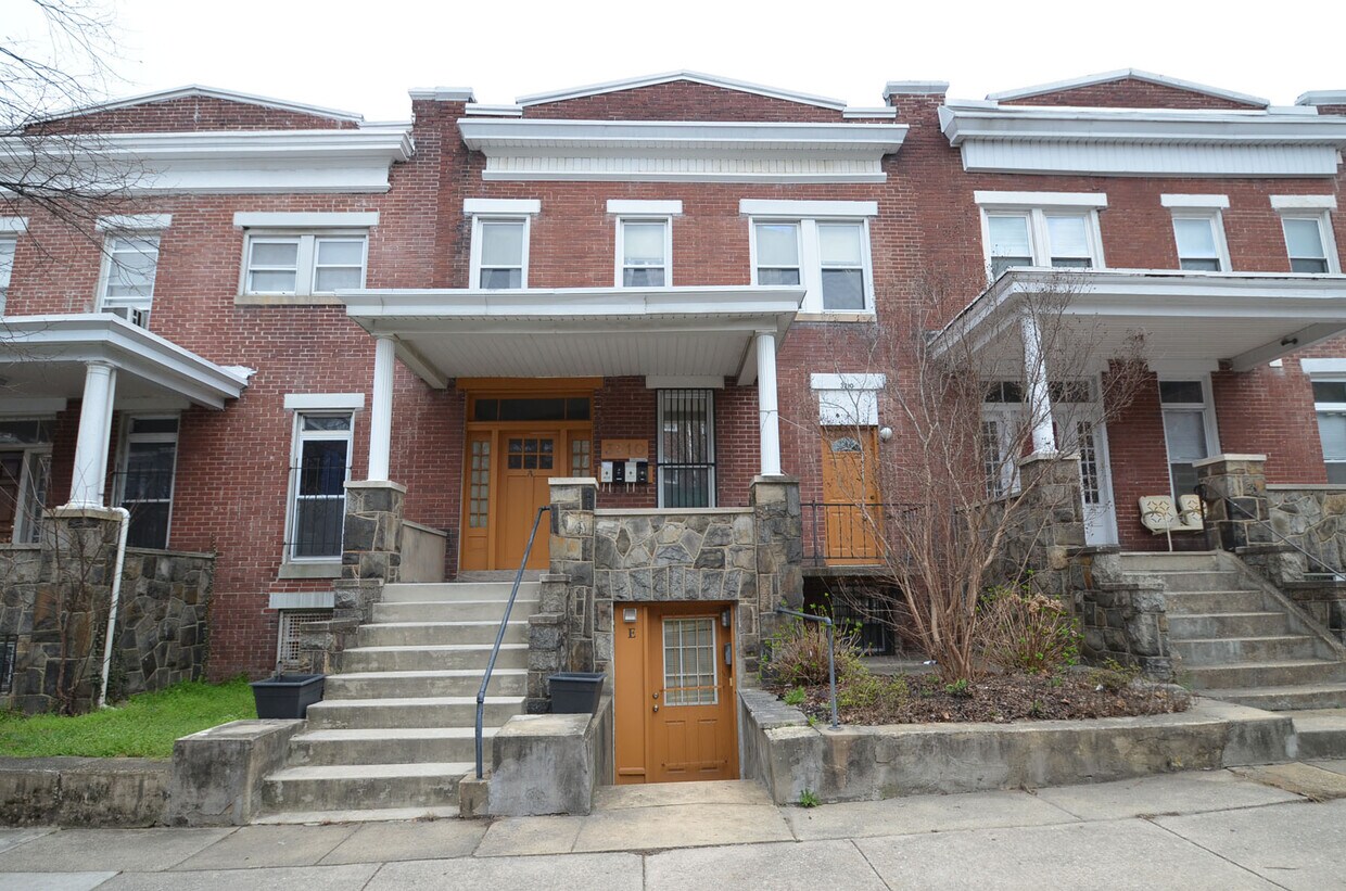 Primary Photo - 3210 N Calvert St