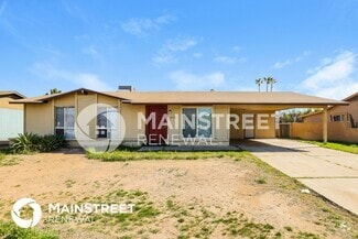 Building Photo - 3043 N 75th Dr