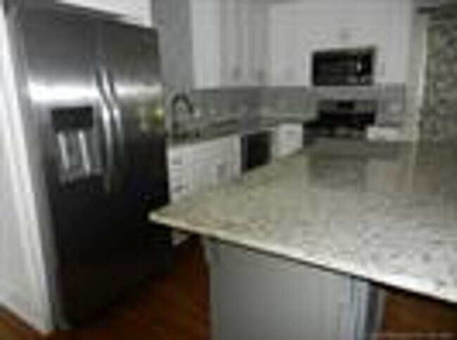 Foto del edificio - Adorable updated 3 bedroom home in Berryhill Schools.