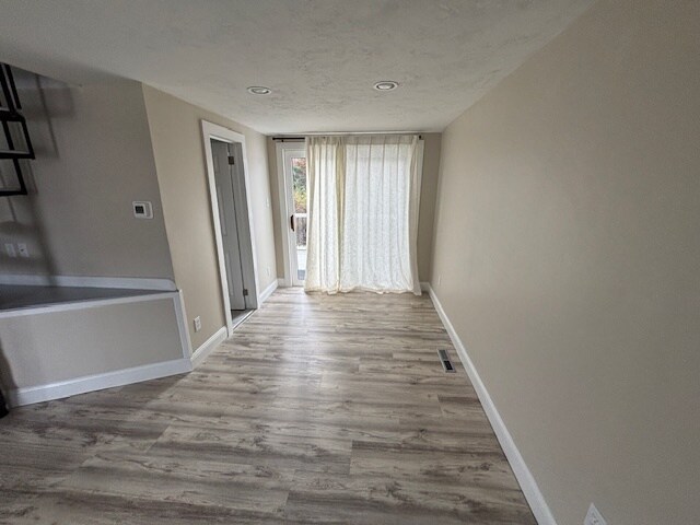 Foto del edificio - 60 N Shore Blvd