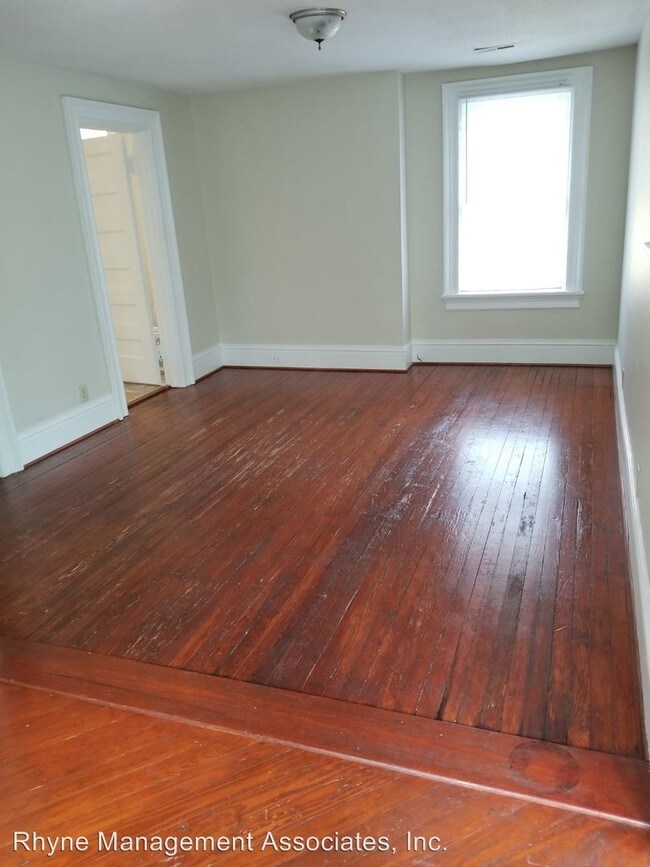Building Photo - 606 N Blount St