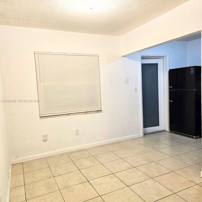 Foto del edificio - 2210 SW 46th Ct