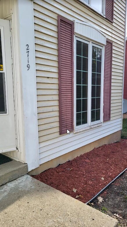 Foto del edificio - 2719 Narraganset Dr