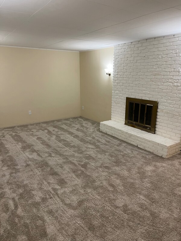 Building Photo - 358 Highland Park Dr