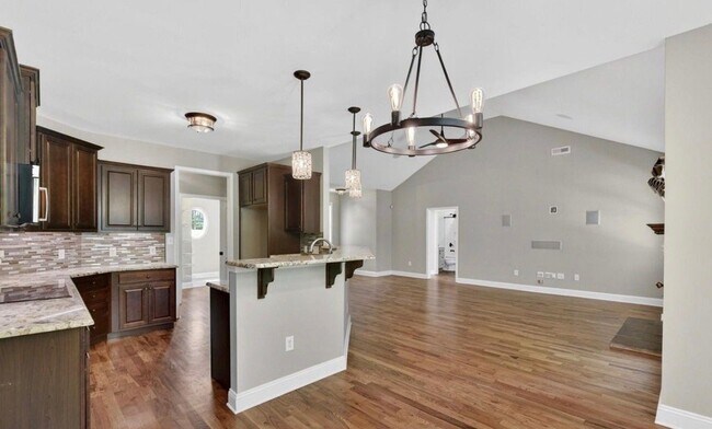 Building Photo - 488 McKendree Rd