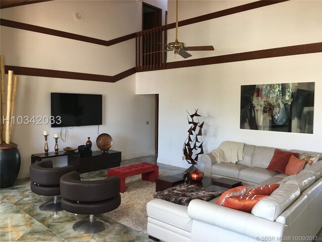 Foto del edificio - 2740 NE 47th St