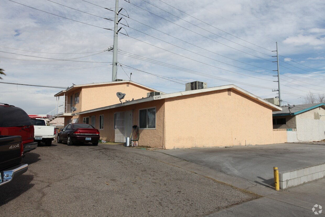 Primary Photo - 5248 Pebble Beach Blvd